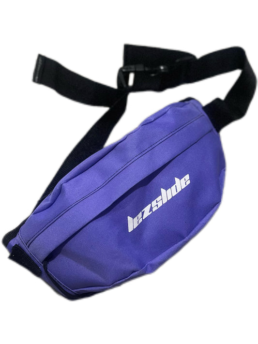 cartera lila