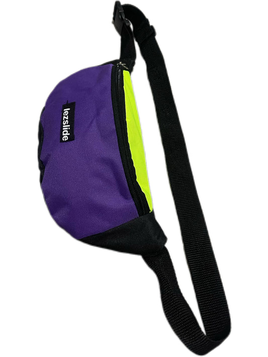 cartera lila